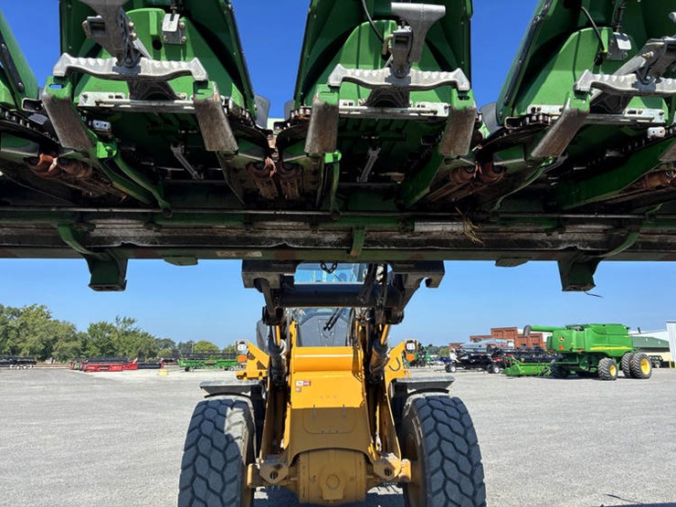 2013-john-deere-612c-image-55