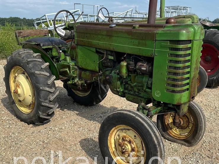 john-deere-m-image-1