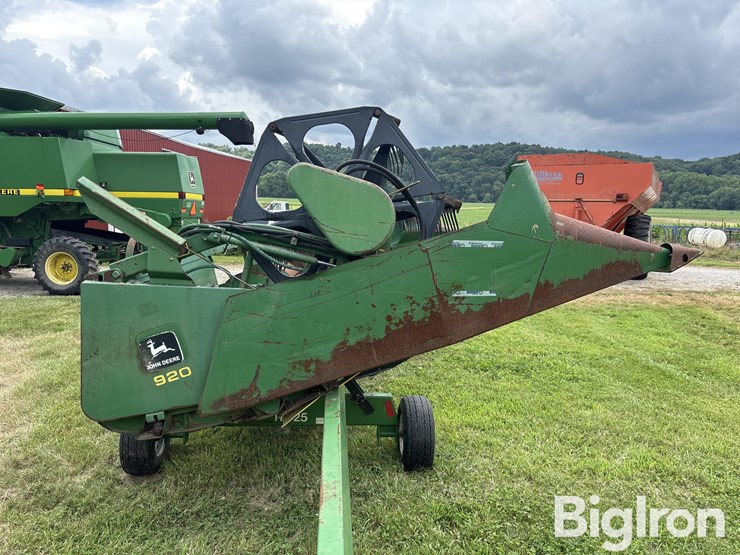 1994-john-deere-920-image-2