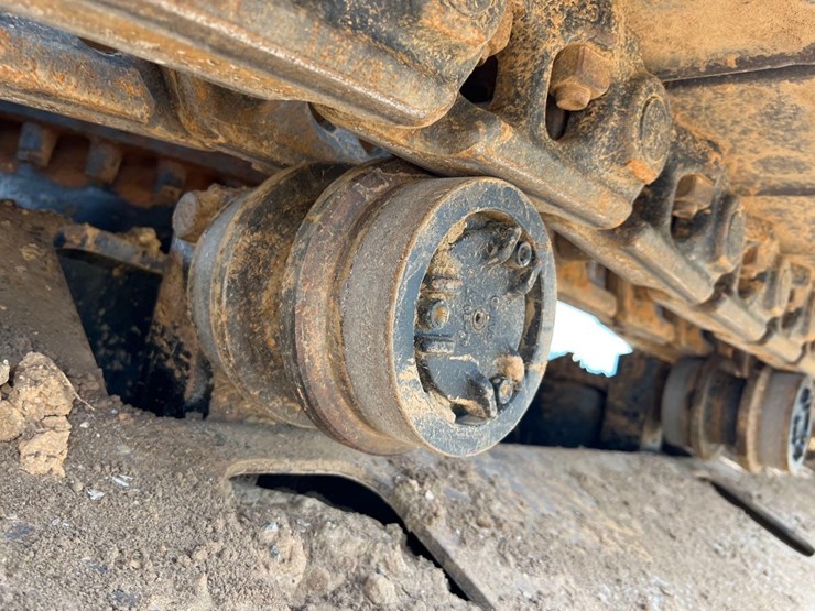 2017-caterpillar-336fl-image-17
