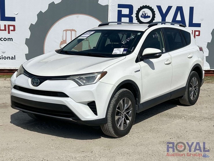 2018-toyota-rav4-image-1