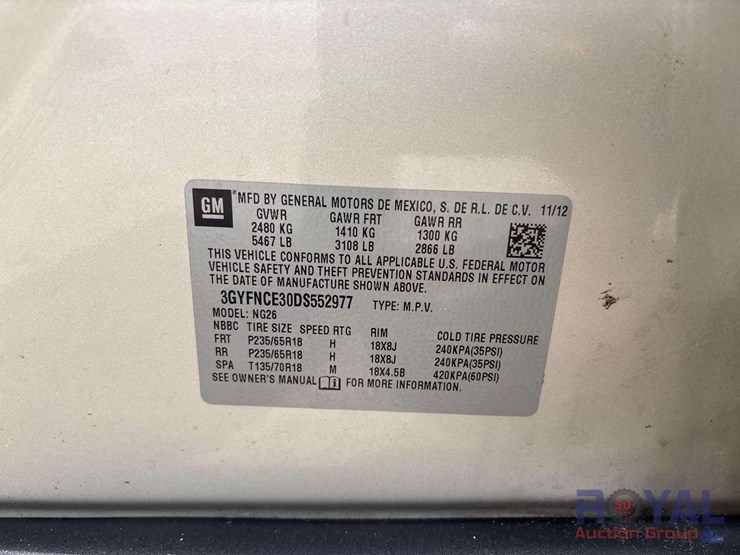 2013-cadillac-srx-image-4