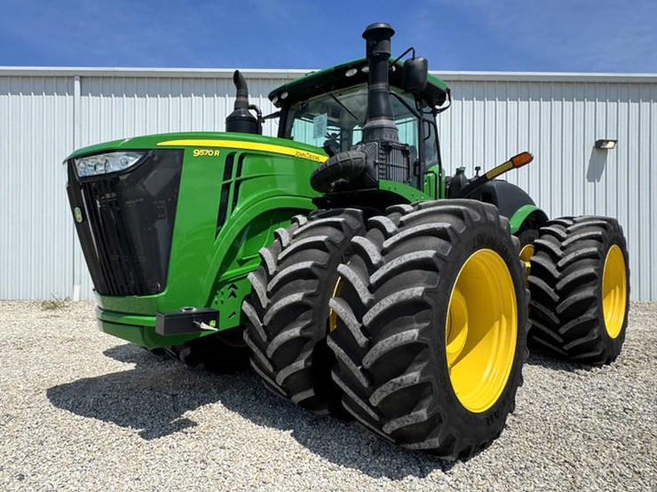 2017-john-deere-9570r-image-1