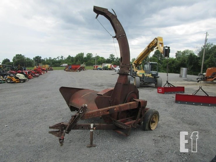 new-holland-33-image-4