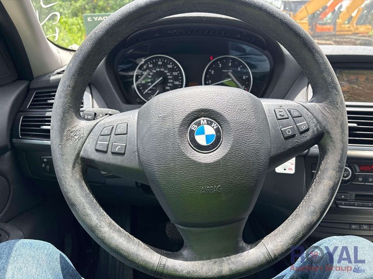 2011-bmw-x5-image-9