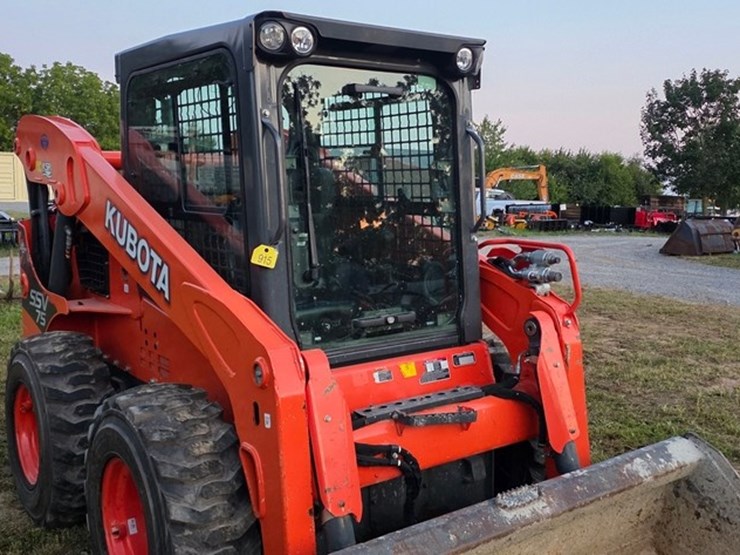 2016-kubota-ssv75-image-7