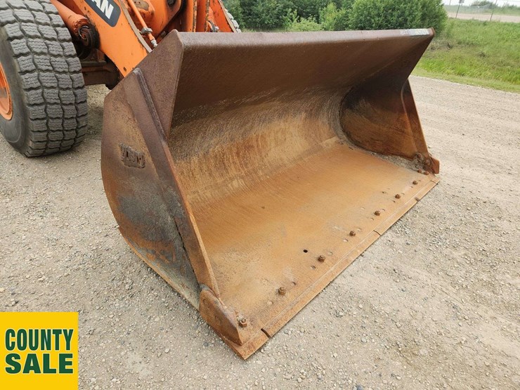 2015-doosan-dl250-3-image-17