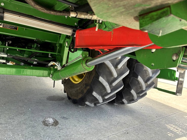 2023-john-deere-s780-image-16