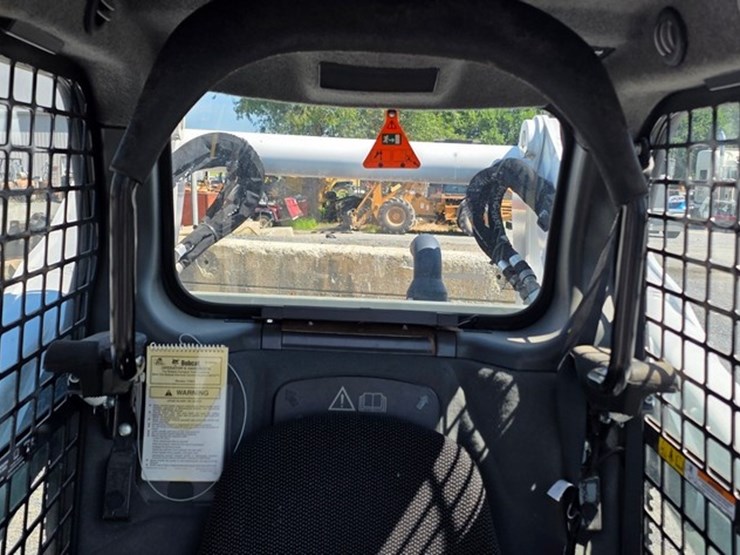 2023-bobcat-t770-image-50