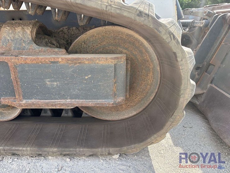 2019-bobcat-t770-image-25