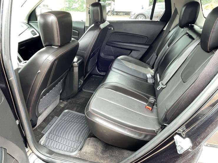 2015-gmc-terrain-slt-image-68