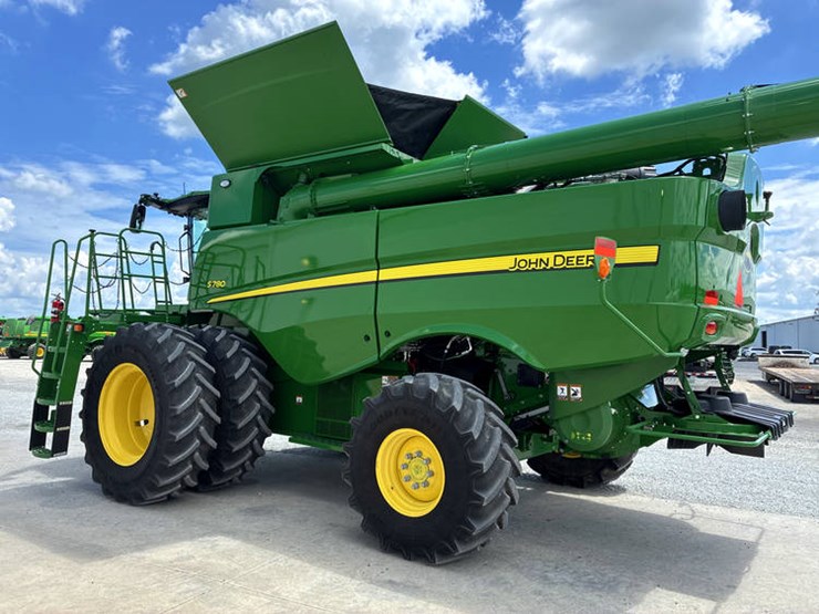 2023-john-deere-s780-image-7