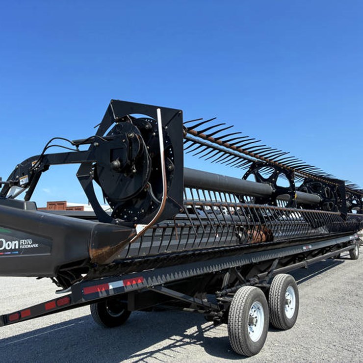 2012 MAC DON FD70