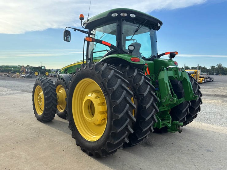 2012-john-deere-8360r-image-10