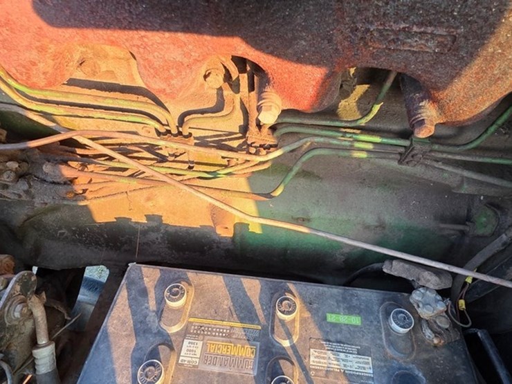 john-deere-4420-image-42
