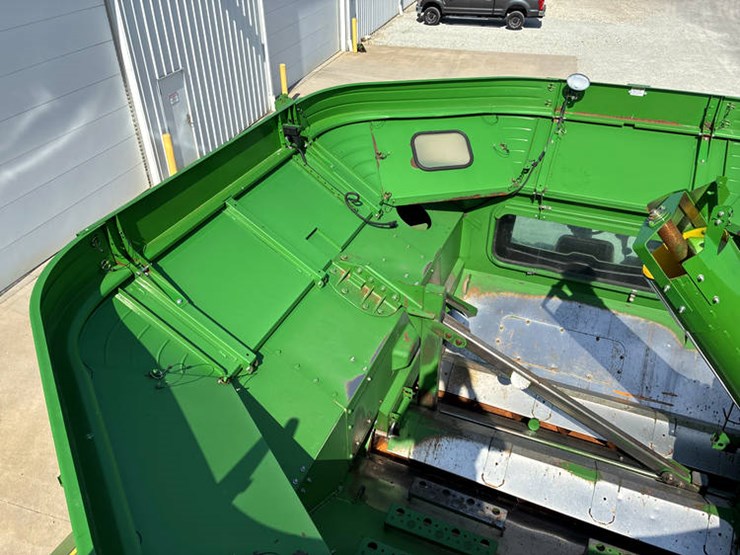 2013-john-deere-s670-image-98