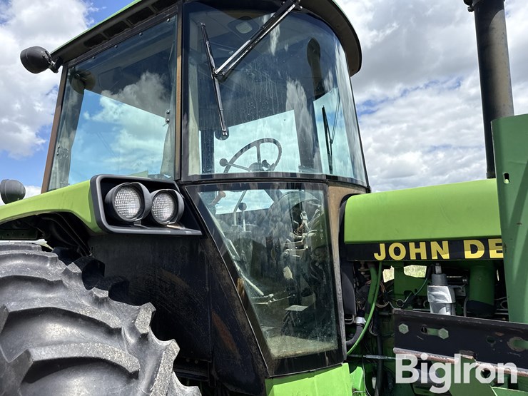1990-john-deere-4455-image-13