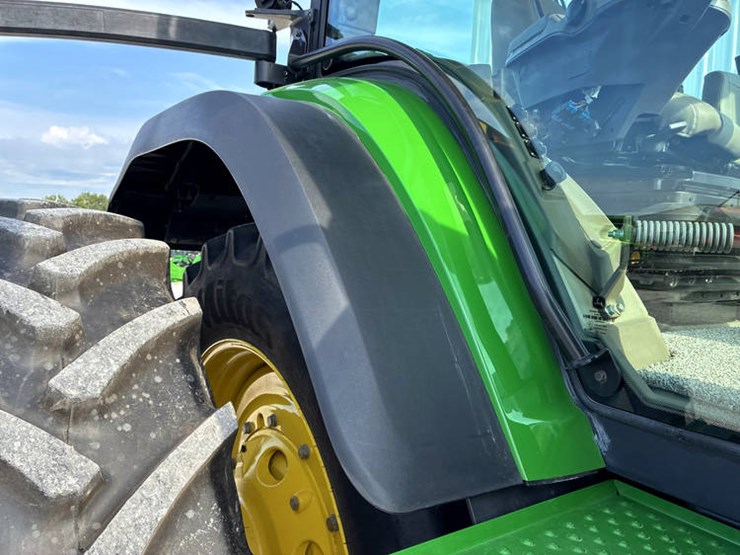 2022-john-deere-8r-310-image-24