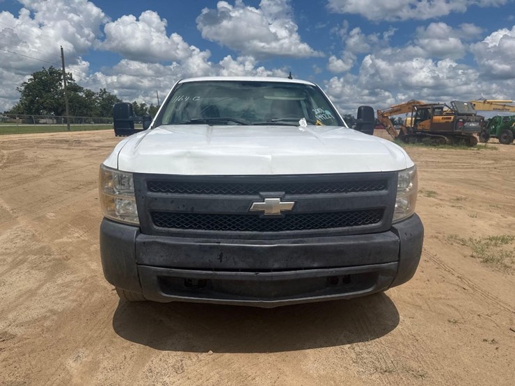 2008-chevrolet-silverado-image-33
