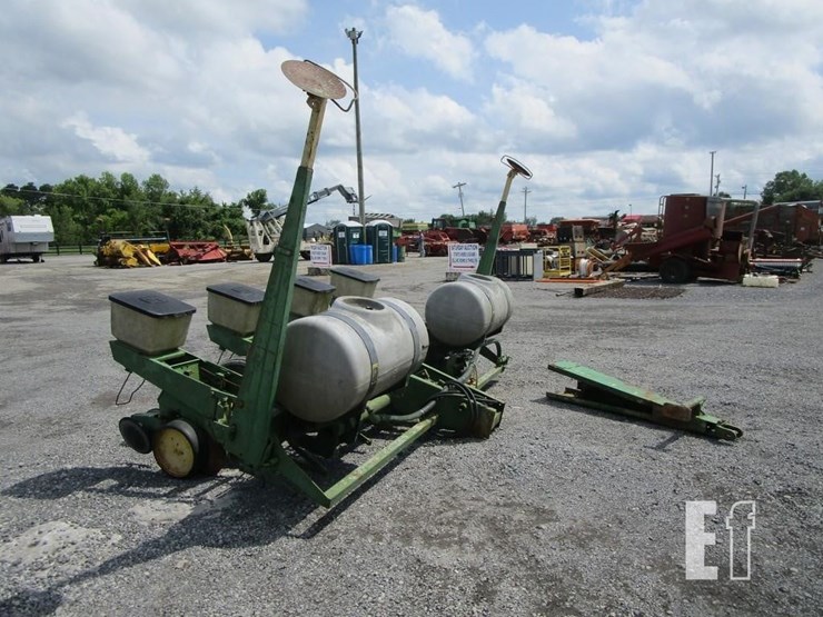 john-deere-7000-image-5