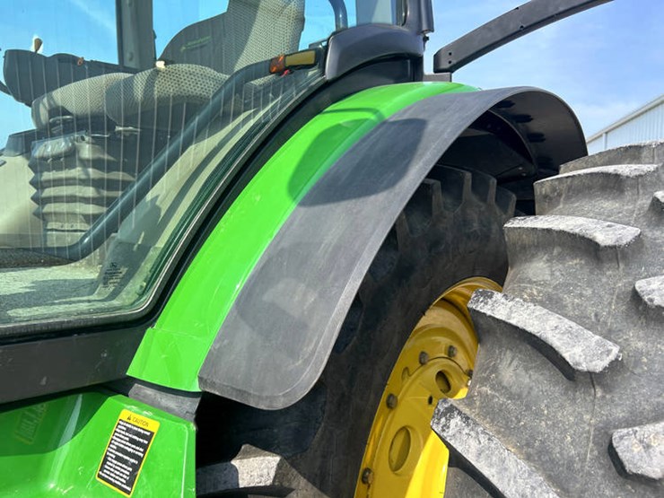 2012-john-deere-8285r-image-35