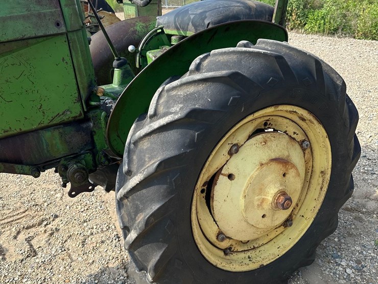 john-deere-m-image-5