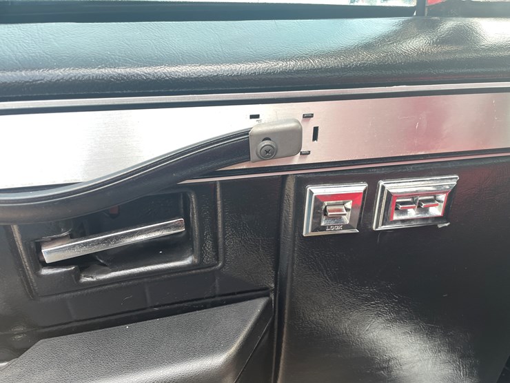 1982-chevrolet-c10-image-36
