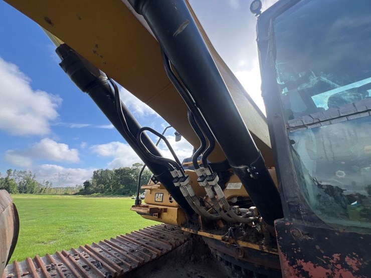 caterpillar-336-image-26