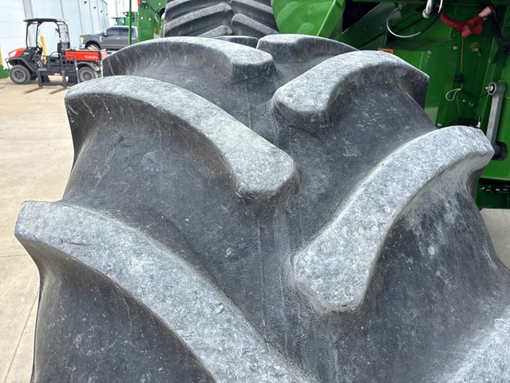 2015-john-deere-s680-image-51
