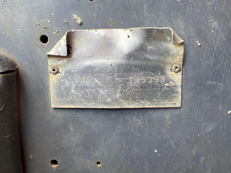 2000-new-holland-ls180-image-23