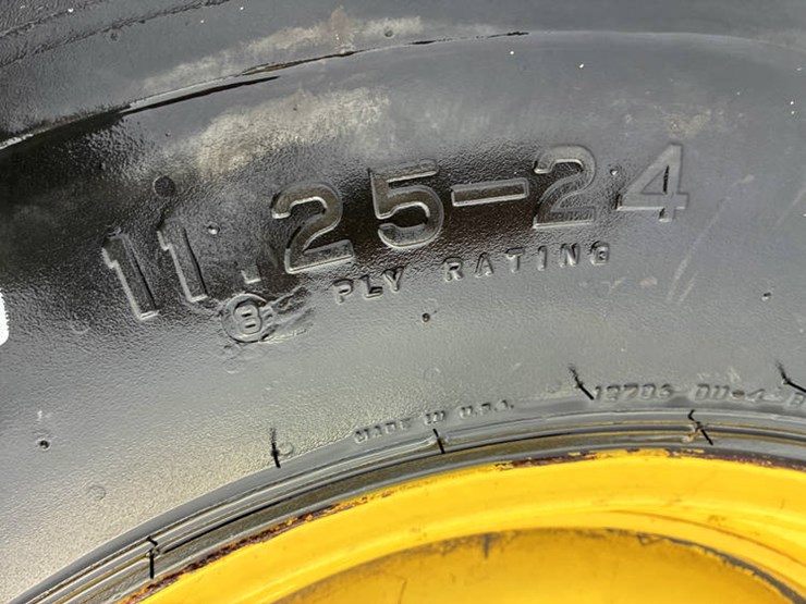 #113245-•-11.25-24-tires-on-jd-rims-image-6