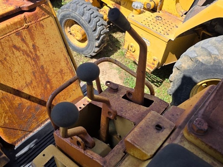 1989-caterpillar-953-image-62