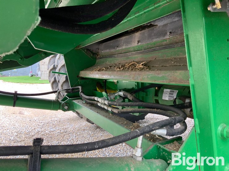 2010-john-deere-9670-sts-image-13