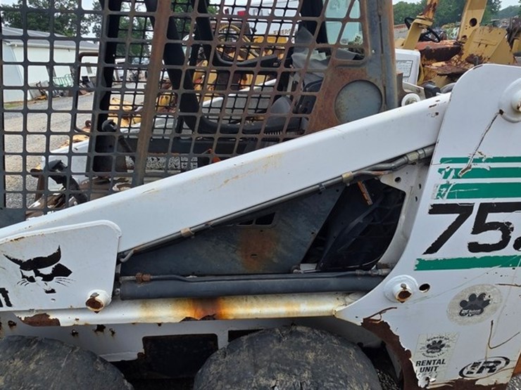 bobcat-753-image-19