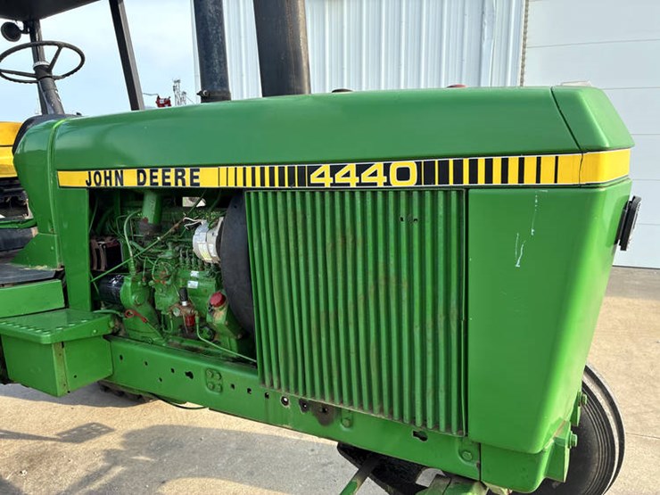 1982-john-deere-4440-image-15