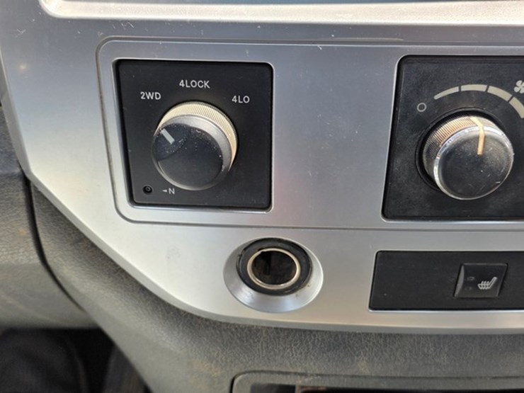 2006-dodge-ram-3500-image-75