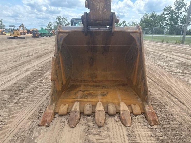 caterpillar-349fl-image-27