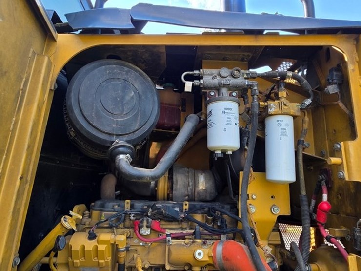 2009-caterpillar-140m-vhp-image-65