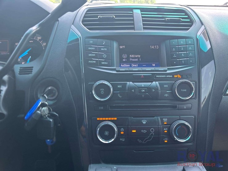 2016-ford-explorer-image-10