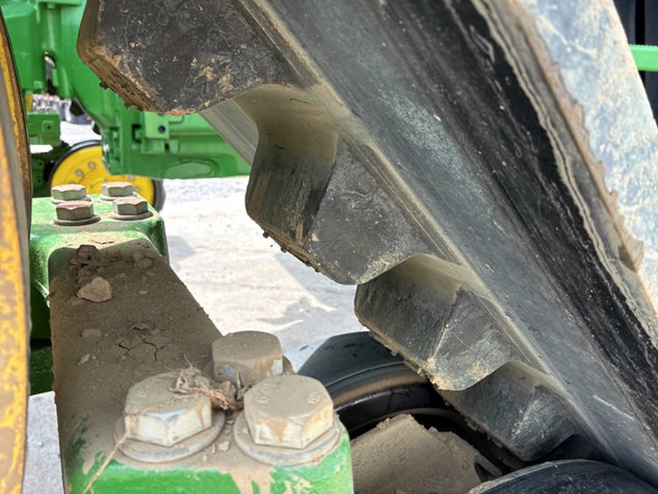 2021-john-deere-8rx-310-image-34