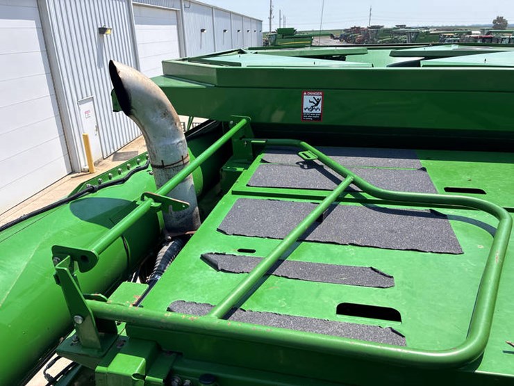 2003-john-deere-9650-sts-image-98