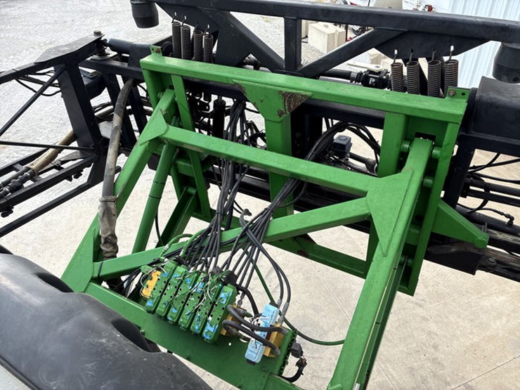 2003-john-deere-4710-image-88