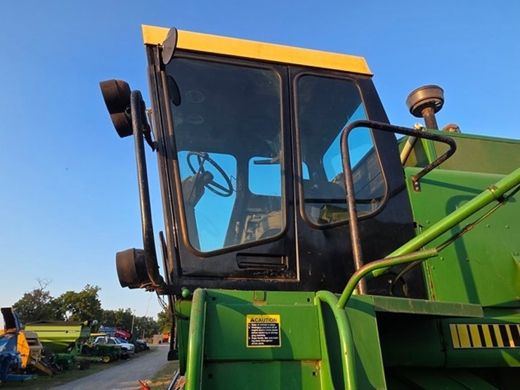 john-deere-4420-image-9