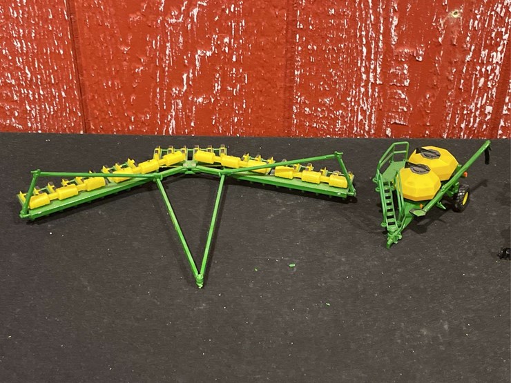 john-deere-64-image-6