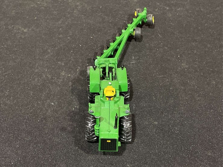 john-deere-8020-image-12