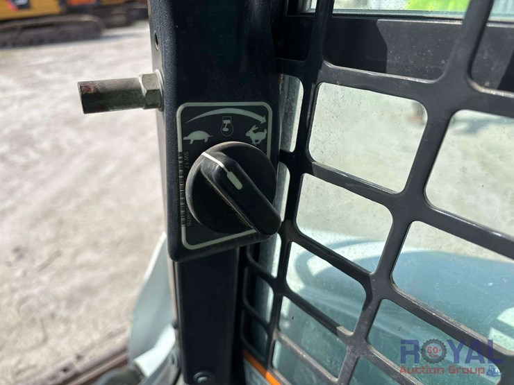 2019-bobcat-t770-image-9