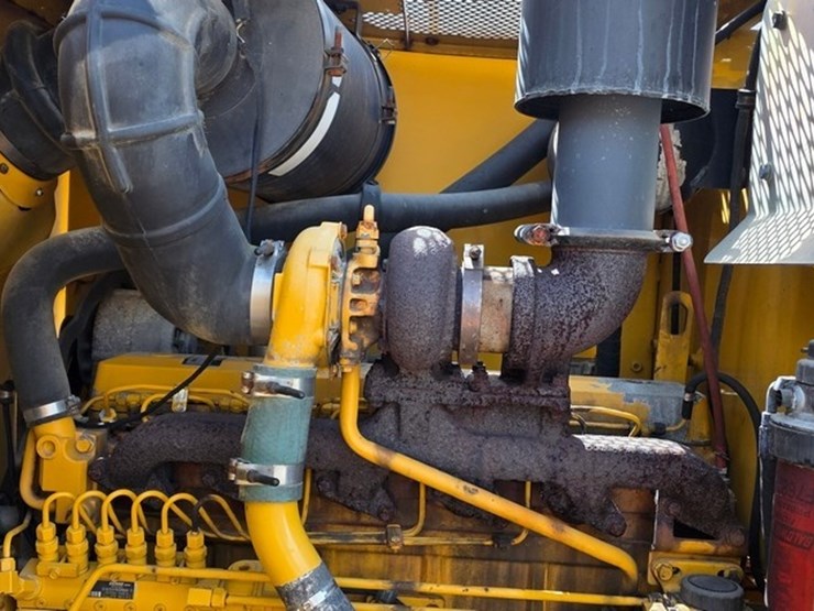 2001-deere-670c-image-55