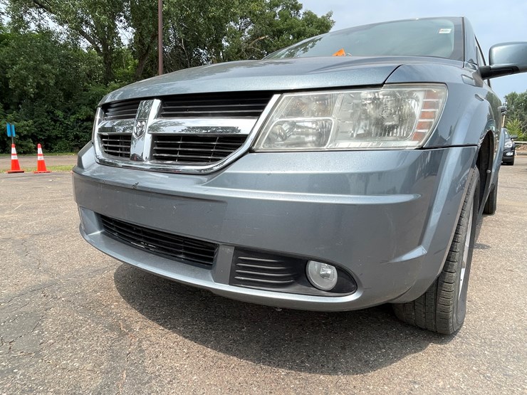2010-dodge-journey-sxt-image-11