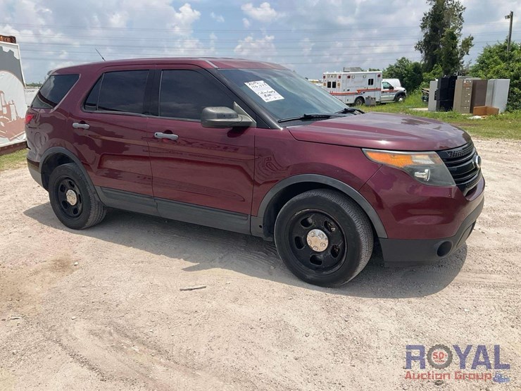 2015-ford-explorer-image-2