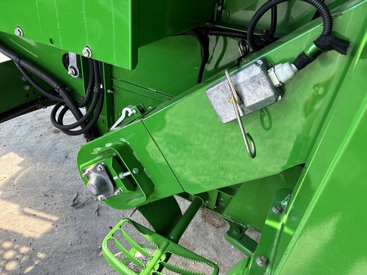 2013-john-deere-s670-image-81